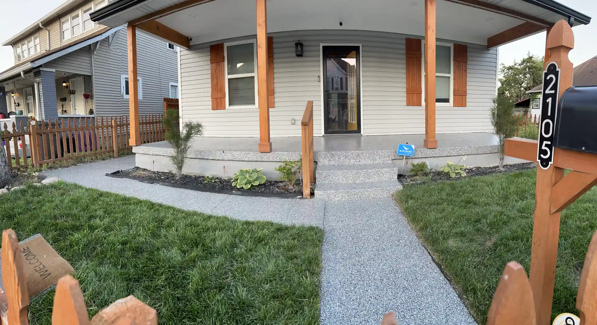 covered front porch ideas 1